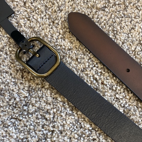 Express Reversible Belt - Picture 3 of 6